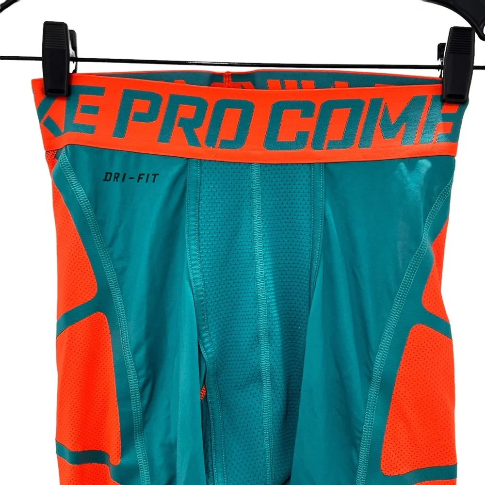 NIKE PRO COMBAT COMPRESSION 3/4 LEGGINGS MIAMI DOLPHINS COLORS - AQUA AND ORANGE